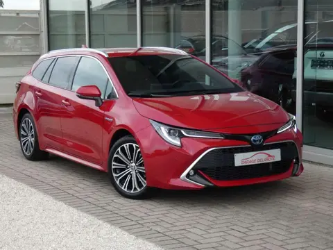 Used TOYOTA COROLLA Hybrid 2021 Ad 