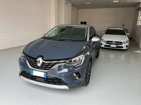 Annonce RENAULT CAPTUR Hybride 2023 d'occasion 