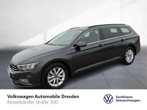 Used VOLKSWAGEN PASSAT Petrol 2024 Ad 