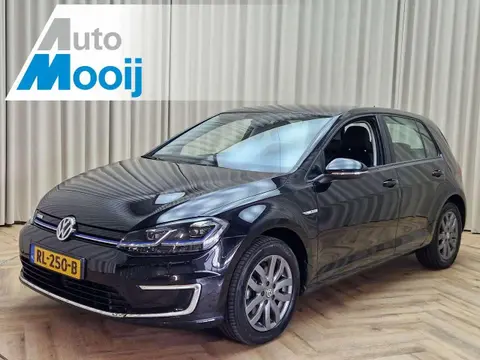 Used VOLKSWAGEN GOLF Electric 2018 Ad 