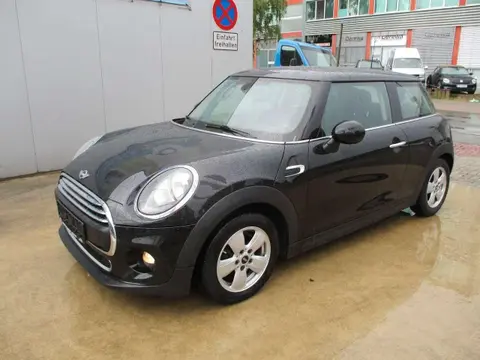 Used MINI ONE Diesel 2017 Ad 