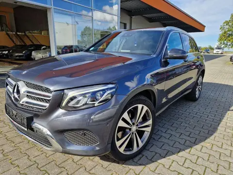 Used MERCEDES-BENZ CLASSE GLC Petrol 2016 Ad 