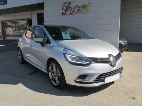 Used RENAULT CLIO Petrol 2018 Ad 