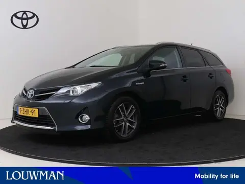 Used TOYOTA AURIS Hybrid 2014 Ad 