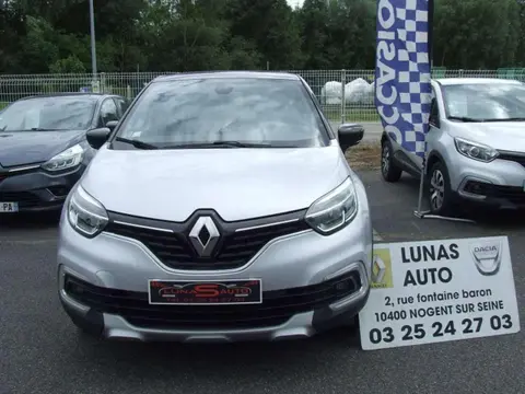 Used RENAULT CAPTUR Petrol 2018 Ad 