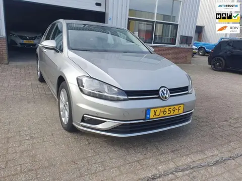 Used VOLKSWAGEN GOLF Petrol 2019 Ad 