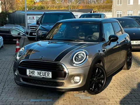 Annonce MINI COOPER Essence 2019 d'occasion Allemagne