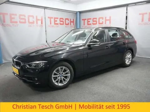 Used BMW SERIE 3 Petrol 2018 Ad 