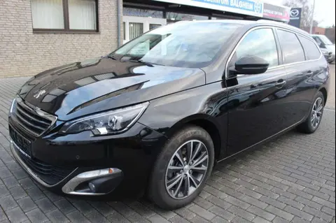 Used PEUGEOT 308 Petrol 2017 Ad Germany