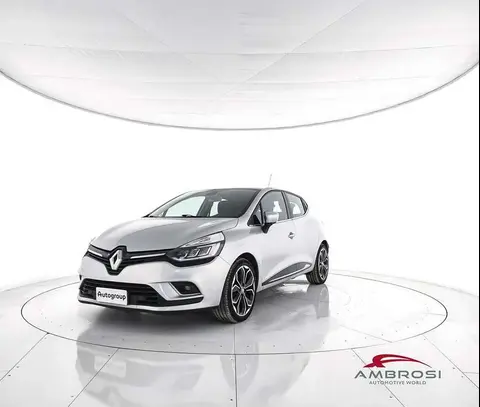 Used RENAULT CLIO Diesel 2017 Ad 