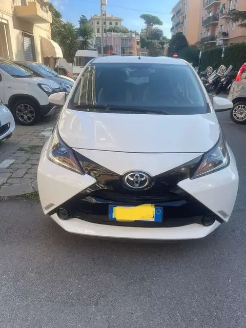 Annonce TOYOTA AYGO Essence 2016 d'occasion 