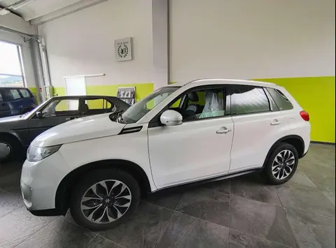 Used SUZUKI VITARA Petrol 2015 Ad 