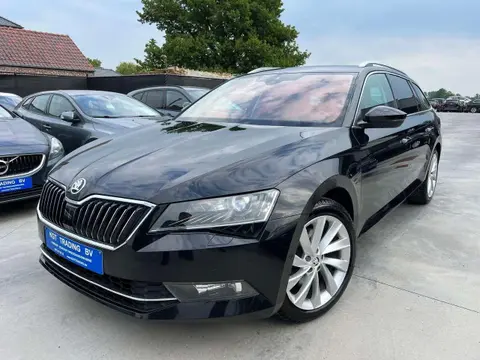 Used SKODA SUPERB Petrol 2018 Ad 