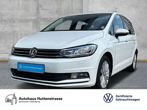 Used VOLKSWAGEN TOURAN Petrol 2017 Ad 