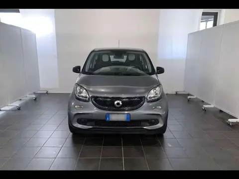 Annonce SMART FORFOUR Essence 2016 d'occasion 