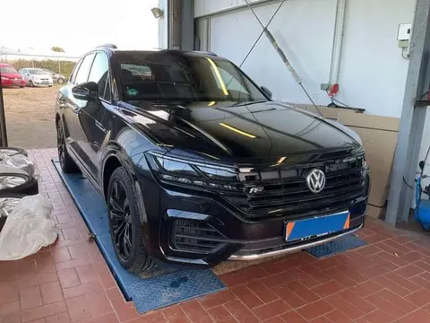 Used VOLKSWAGEN TOUAREG Petrol 2019 Ad 