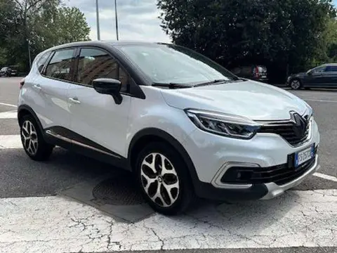 Annonce RENAULT CAPTUR Essence 2018 d'occasion 