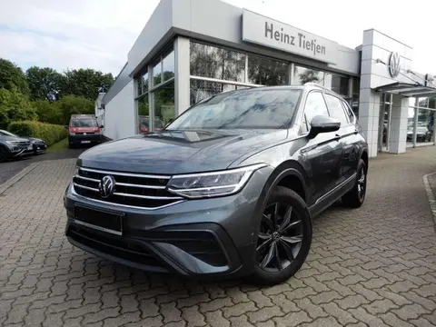 Used VOLKSWAGEN TIGUAN Petrol 2023 Ad 