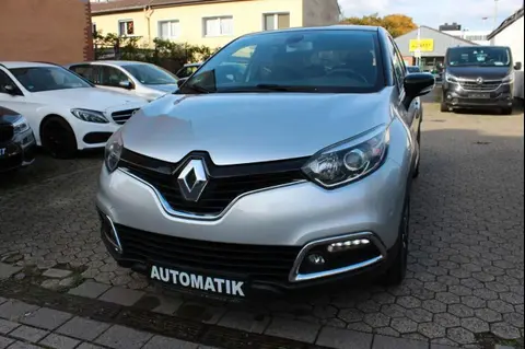 Used RENAULT CAPTUR Petrol 2015 Ad 