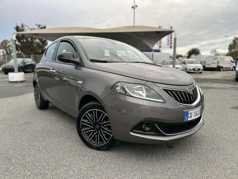 Used LANCIA YPSILON Hybrid 2022 Ad 