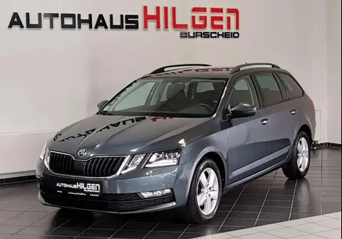 Used SKODA OCTAVIA Petrol 2018 Ad 