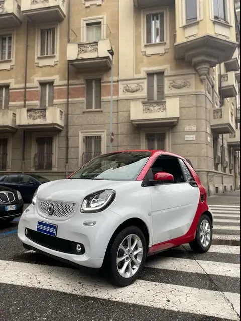 Annonce SMART FORTWO Essence 2017 d'occasion 