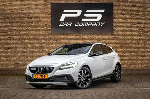 Annonce VOLVO V40 Essence 2018 d'occasion 