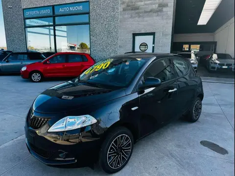 Used LANCIA YPSILON Hybrid 2023 Ad 