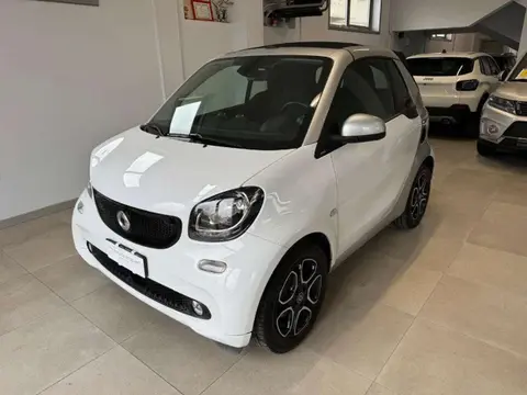 Annonce SMART FORTWO Essence 2018 d'occasion 