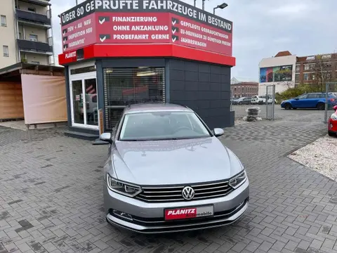 Used VOLKSWAGEN PASSAT Petrol 2018 Ad 