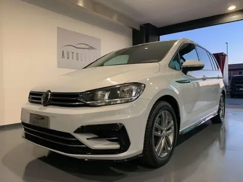 Used VOLKSWAGEN TOURAN Diesel 2018 Ad 