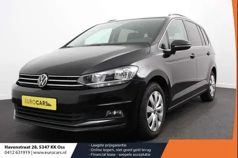 Used VOLKSWAGEN TOURAN Petrol 2021 Ad 