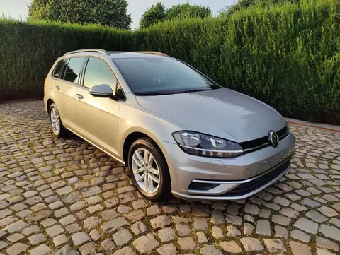 Used VOLKSWAGEN GOLF Petrol 2019 Ad Belgium