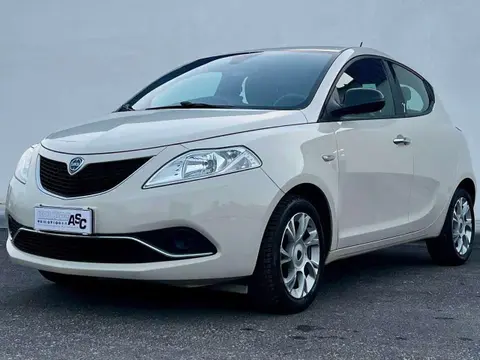 Annonce LANCIA YPSILON Essence 2015 d'occasion 