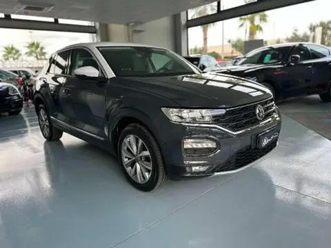 Used VOLKSWAGEN T-ROC Petrol 2019 Ad 