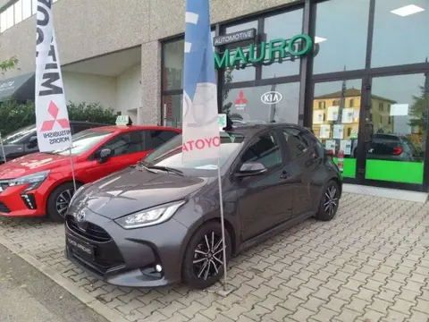 Used TOYOTA YARIS Hybrid 2021 Ad 