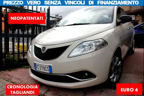 Annonce LANCIA YPSILON Essence 2015 d'occasion 