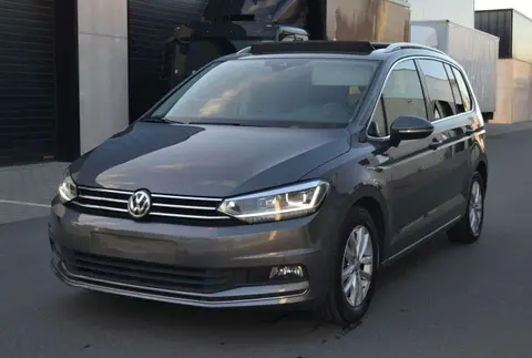 Used VOLKSWAGEN TOURAN Diesel 2017 Ad 