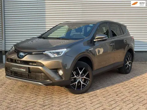 Used TOYOTA RAV4 Hybrid 2018 Ad 