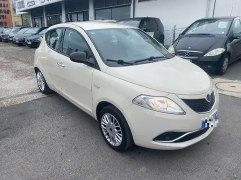 Annonce LANCIA YPSILON Essence 2015 d'occasion 