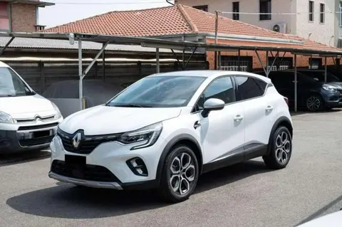 Used RENAULT CAPTUR Hybrid 2024 Ad 