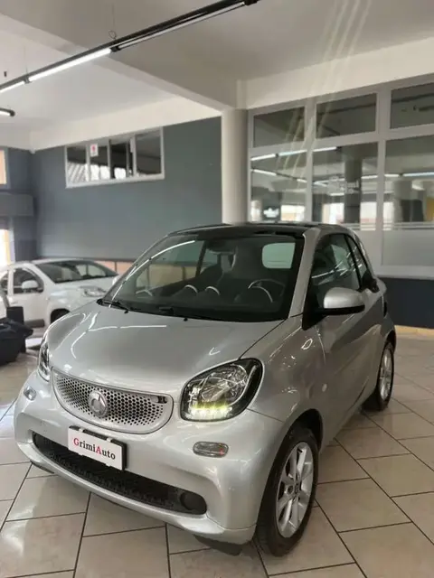 Annonce SMART FORTWO Essence 2018 d'occasion 