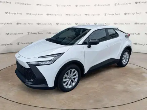 Used TOYOTA C-HR Hybrid 2024 Ad 