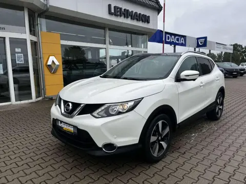 Used NISSAN QASHQAI Petrol 2016 Ad Germany