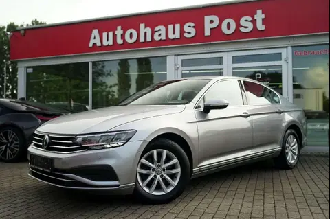 Used VOLKSWAGEN PASSAT Petrol 2020 Ad 