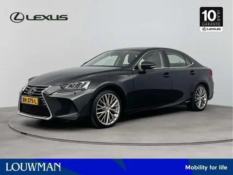 Used LEXUS IS Hybrid 2018 Ad 