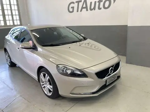 Annonce VOLVO V40 Diesel 2017 d'occasion 