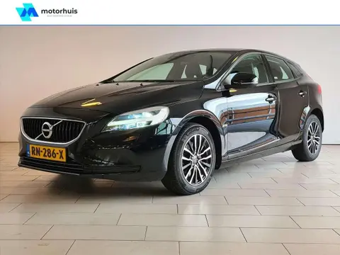 Annonce VOLVO V40 Essence 2018 d'occasion 