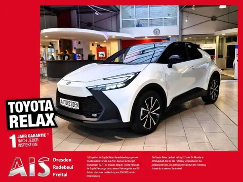 Used TOYOTA C-HR Hybrid 2023 Ad 