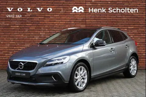 Used VOLVO V40 Petrol 2019 Ad 